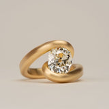 Bague vintage en spirale en or avec zircone