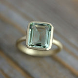 Bague vintage en cristal vert
