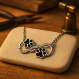 Collier pendentif symbole de l'infini avec zircone