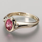 Bague vintage en or avec œil en cristal rose