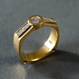 Bague vintage en or avec zircone incrustée étincelante
