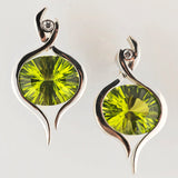 Boucles d'oreilles vintage en argent et cristal olive
