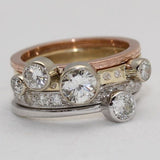 Bague vintage à plusieurs rangées en or rose et zircone