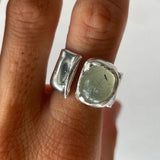 Bague vintage en argent forgé avec pierre