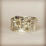 Bague vintage argentée fleur