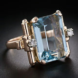 Bague vintage en cristal bleu et or