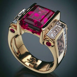 Bague vintage en or avec cristal et grenat cubique