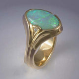 Bague vintage en or et opale