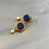 Boucles d'oreilles vintage en or et perles bleues
