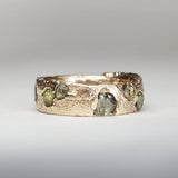 Bague vintage forgée en or vert