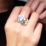 Bague vintage en argent avec fleur et perle