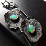 Boucles d'oreilles bohèmes avec opale verte en argent