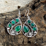 Boucles d'oreilles pendantes vintage en cristaux verts