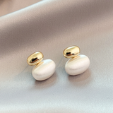 Boucles d'oreilles ovales en or avec perles