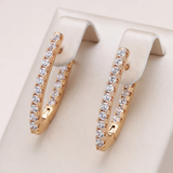 Boucles d'oreilles élégantes incrustées de zircone