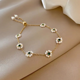 Bracelet élégant Daisy avec cristaux verts