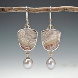 Boucles d'oreilles vintage beige avec perles