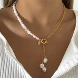 Élégant collier pendentif perle