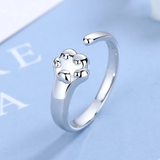 Bague argentée avec patte mignonne