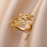 Bague en zircone dorée avec feuille de vigne
