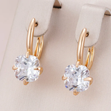 Boucles d'oreilles élégantes en zircone blanche