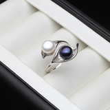 Bague vintage en perle et pierre bleue