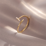 Bague ouverte élégante avec perles