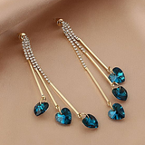 Boucles d'oreilles pluie élégantes en zirconium bleu