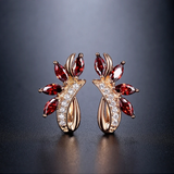 Boucles d'oreilles élégantes en cristal rouge et strass