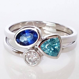 Bague vintage en argent avec pierres bleues