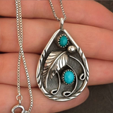Collier vintage avec pendentif en opale