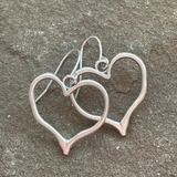 Boucles d'oreilles vintage en argent en forme de cœur creux