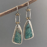 Boucles d'oreilles mécaniques vintage en pierre verte