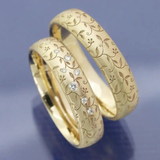 Bague vintage en or sertie de zircone