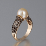 Bague vintage en or et perles