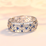 Bague creuse vintage en zircone bleue brillante