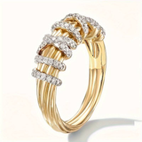 Bague vintage tressée en zircone dorée
