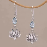 Boucles d'oreilles vintage pendantes en forme de fleur