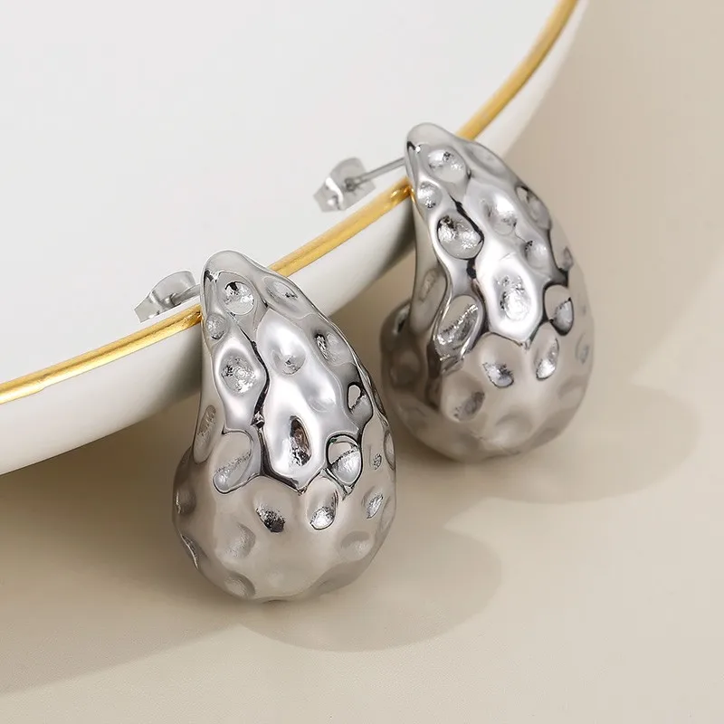 Boucles d'oreilles vintage dorées et argentées