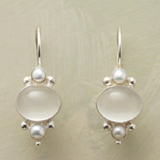 Boucles d'oreilles vintage en cristal blanc et perles