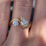 Bague vintage de luxe en zircone dorée