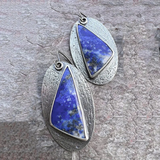 Boucles d'oreilles vintage argentées bleues