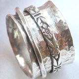Bague vintage argentée à fleurs superposées