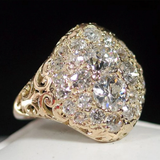 Bague vintage brillante et arrondie