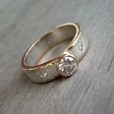 Bague vintage en argent et or fin avec incrustations de verre