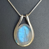 Collier vintage en opale blanche