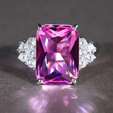 Bague vintage en argent avec zircone violette