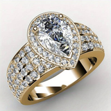 Bague vintage en or avec zircone en goutte