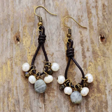 Boucles d'oreilles pendantes vintage en cuir et pierres