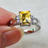 Bague vintage en cristal jaune